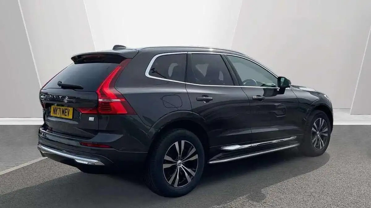2022-volvo-xc60-20-t6-inscription-expression-350bhp-plug-in-hybrid-big-1