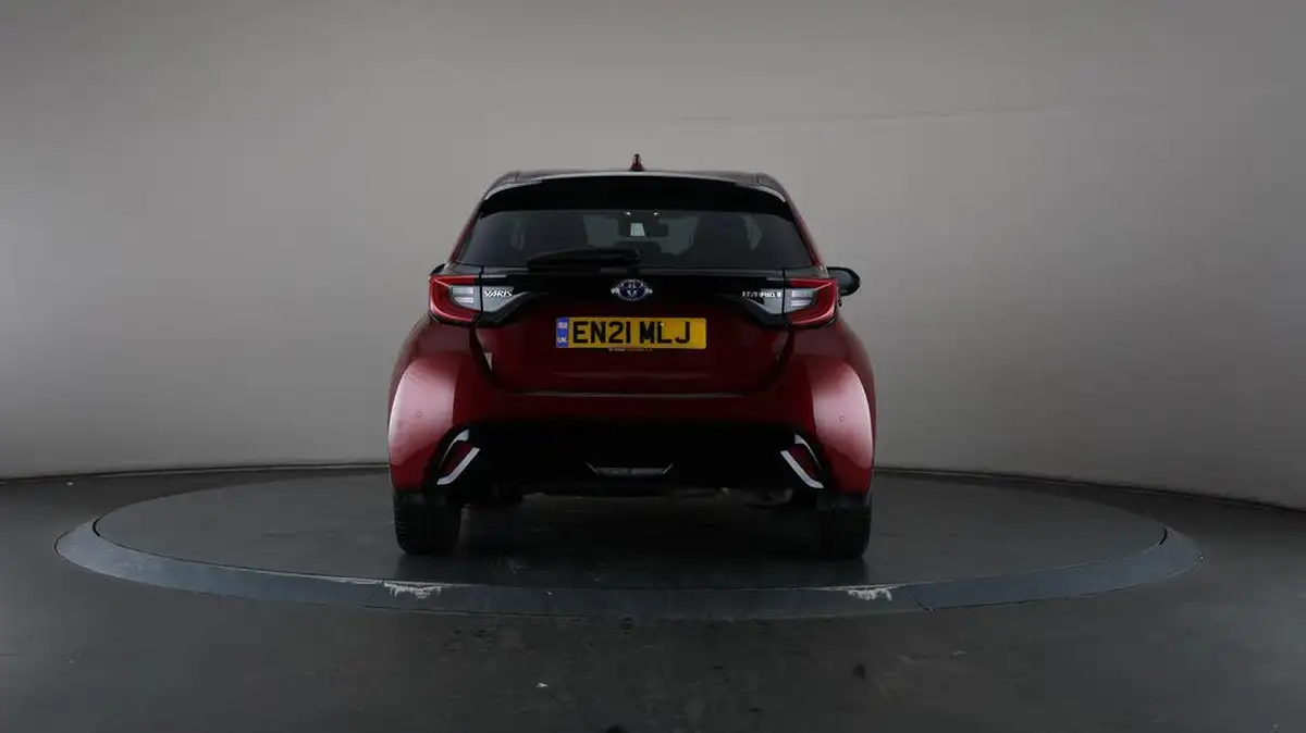 2021-toyota-yaris-15-vvt-i-excel-big-34
