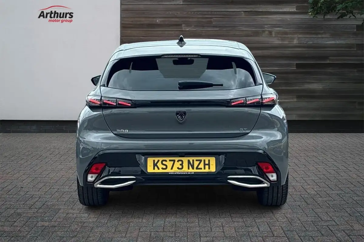 2023-peugeot-308-12-puretech-gt-130ps-ss-eat8-big-3
