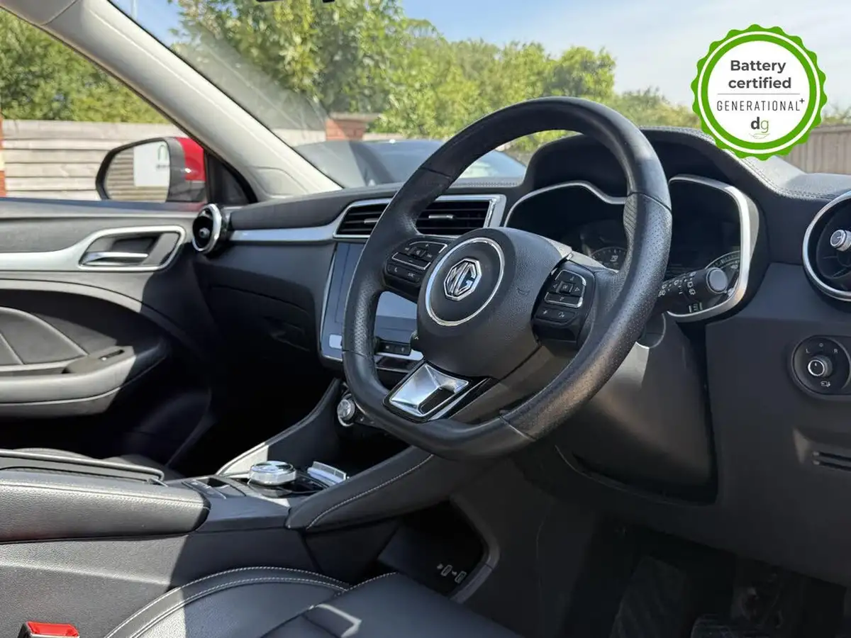 2019-mg-zs-suv-e-exclusive-ev-big-21