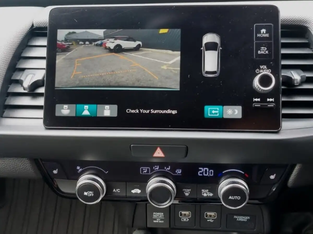 2021-honda-jazz-15-i-mmd-crosstar-ex-109ps-two-tone-big-10