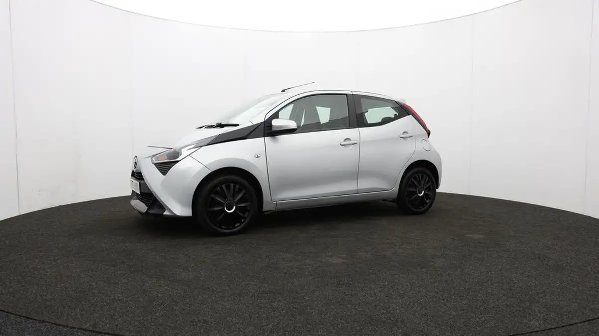 2019-toyota-aygo-10-vvt-i-x-play-big-57
