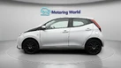 2019-toyota-aygo-10-vvt-i-x-play-small-4