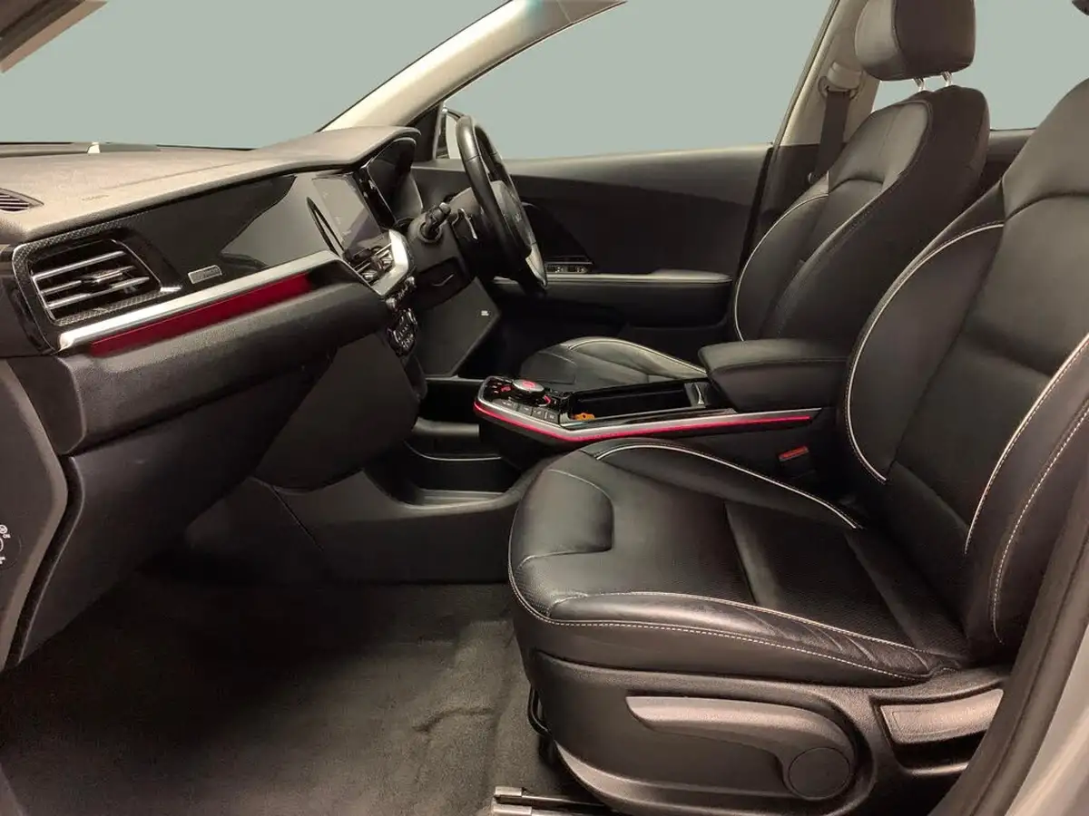 2022-kia-e-niro-ev-4-big-3