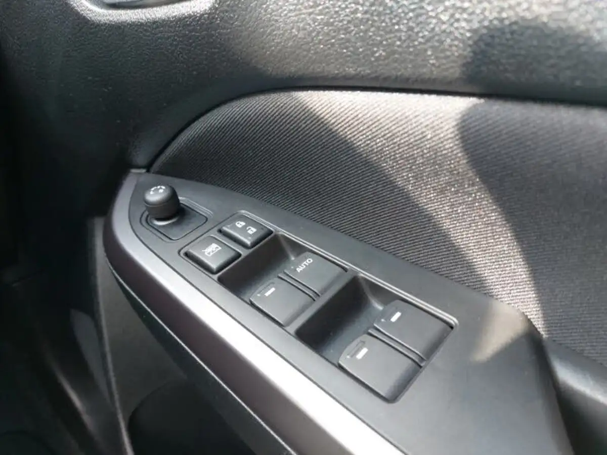 2023-suzuki-vitara-14-boosterjet-sz-t-big-9