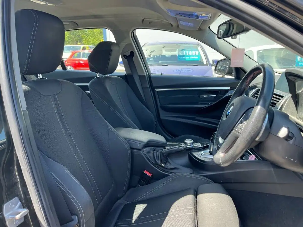 2018-bmw-3-series-20-330e-sport-big-8
