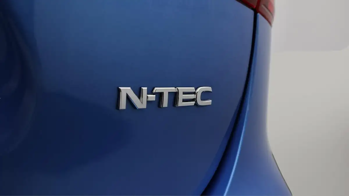 2020-nissan-qashqai-13-dig-t-n-tec-160ps-propilotglass-dct-big-21