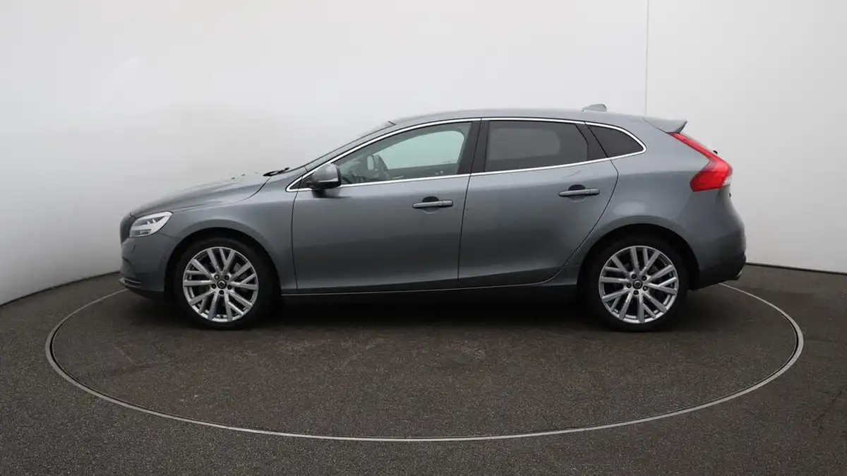 2019-volvo-v40-15-t3-inscription-big-62