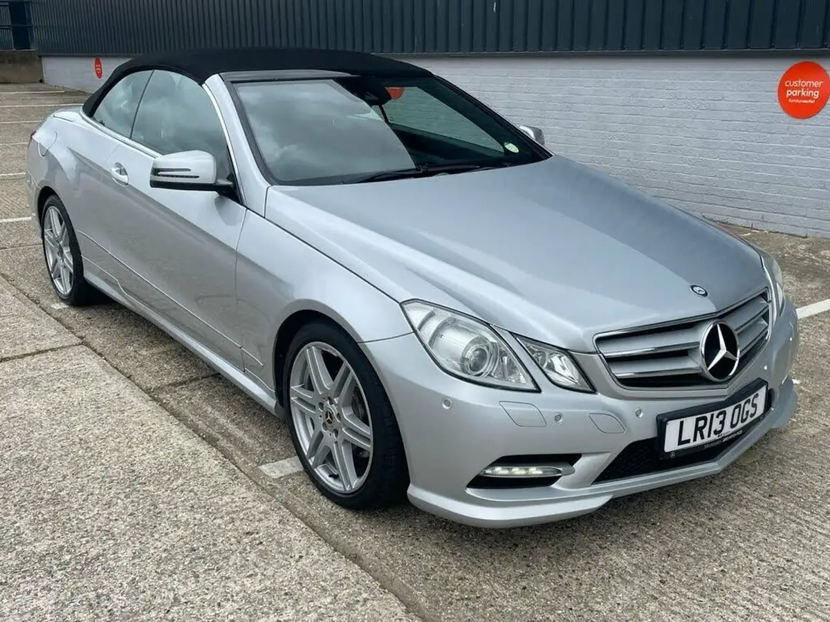 2013-mercedes-benz-e-class-21td-e220-cdi-sport-21cdi-170bhp-blue-f-cabriolet-2d-7g-tronic-big-76