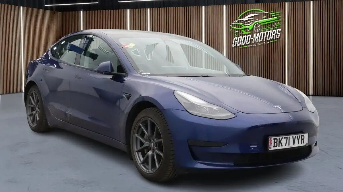 2021-tesla-model-3-e-standard-plus-big-2