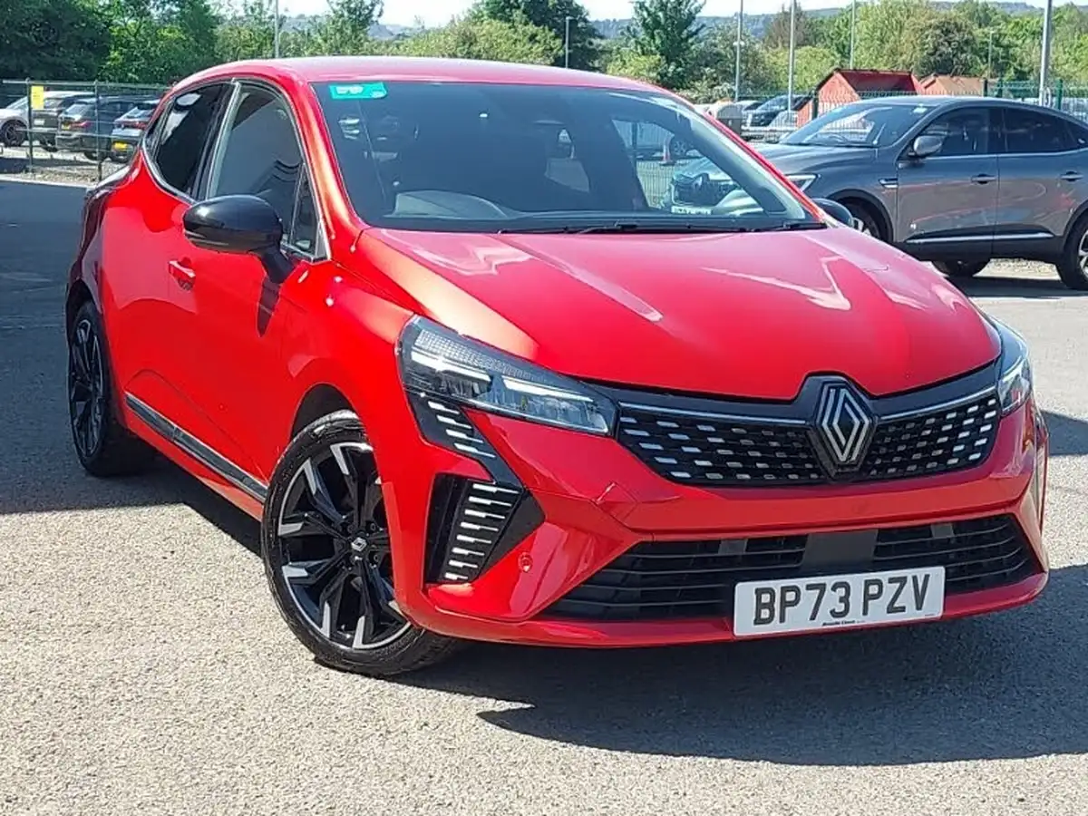 2023-renault-clio-16-techno-big-0