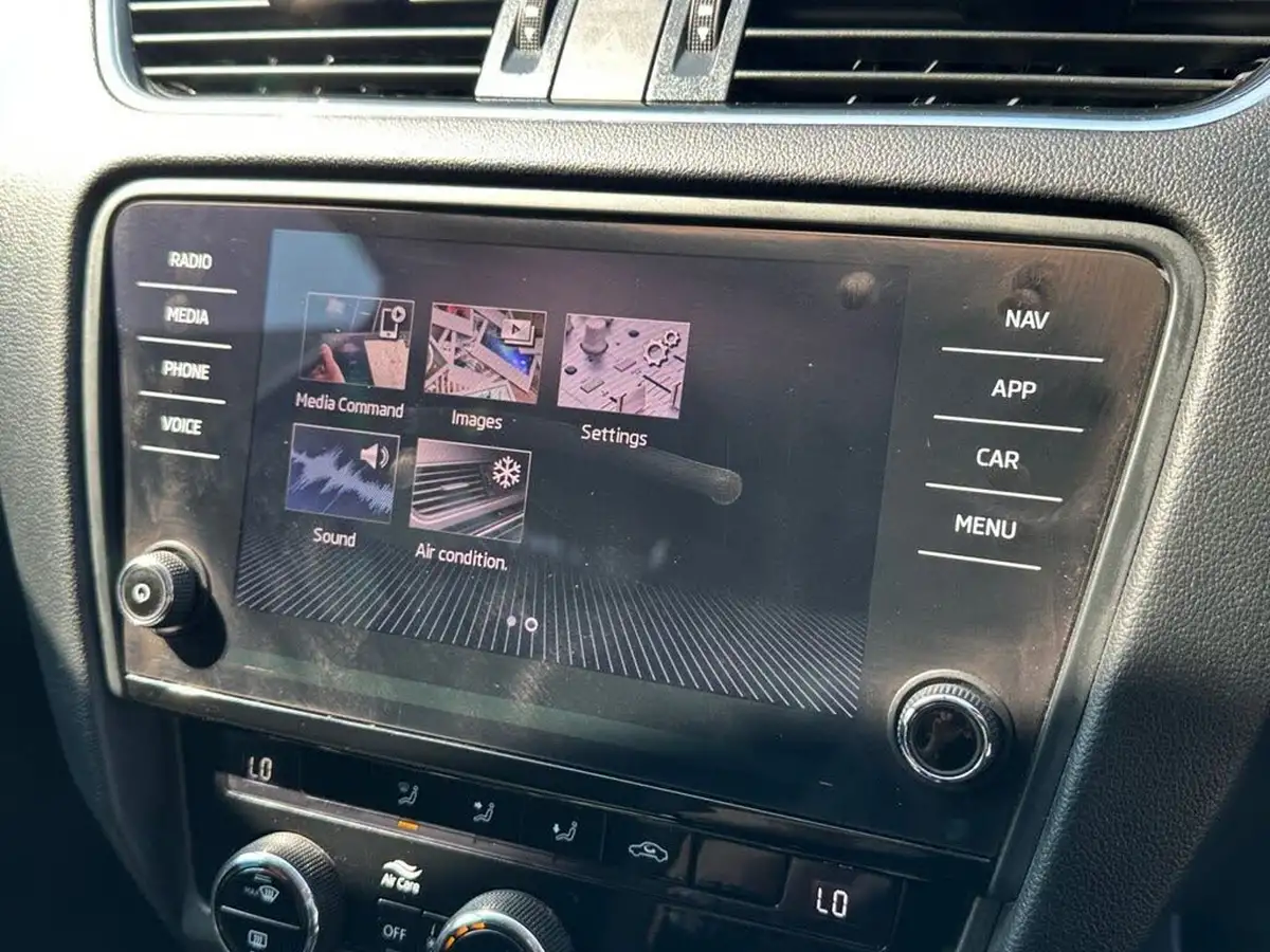 2018-skoda-octavia-10-tsi-se-technology-hatchback-big-17