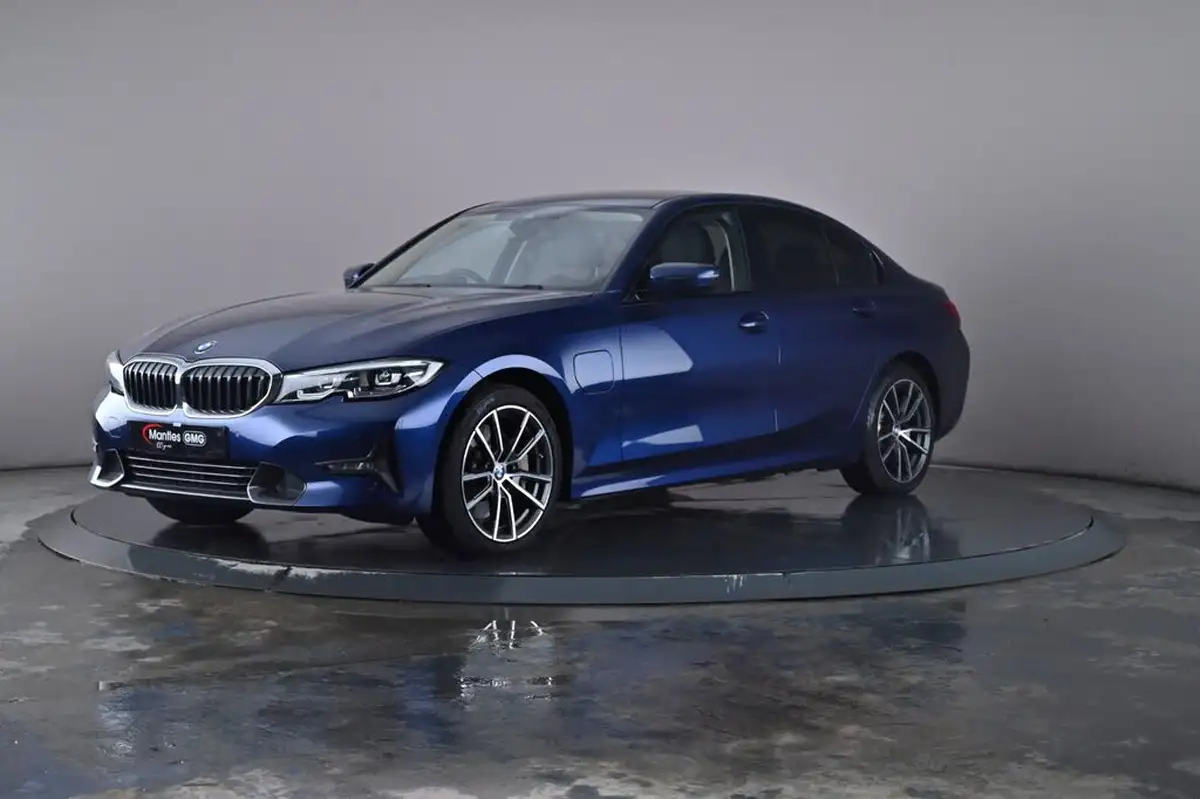 2020-bmw-3-series-20-330e-sport-pro-saloon-4d-big-9