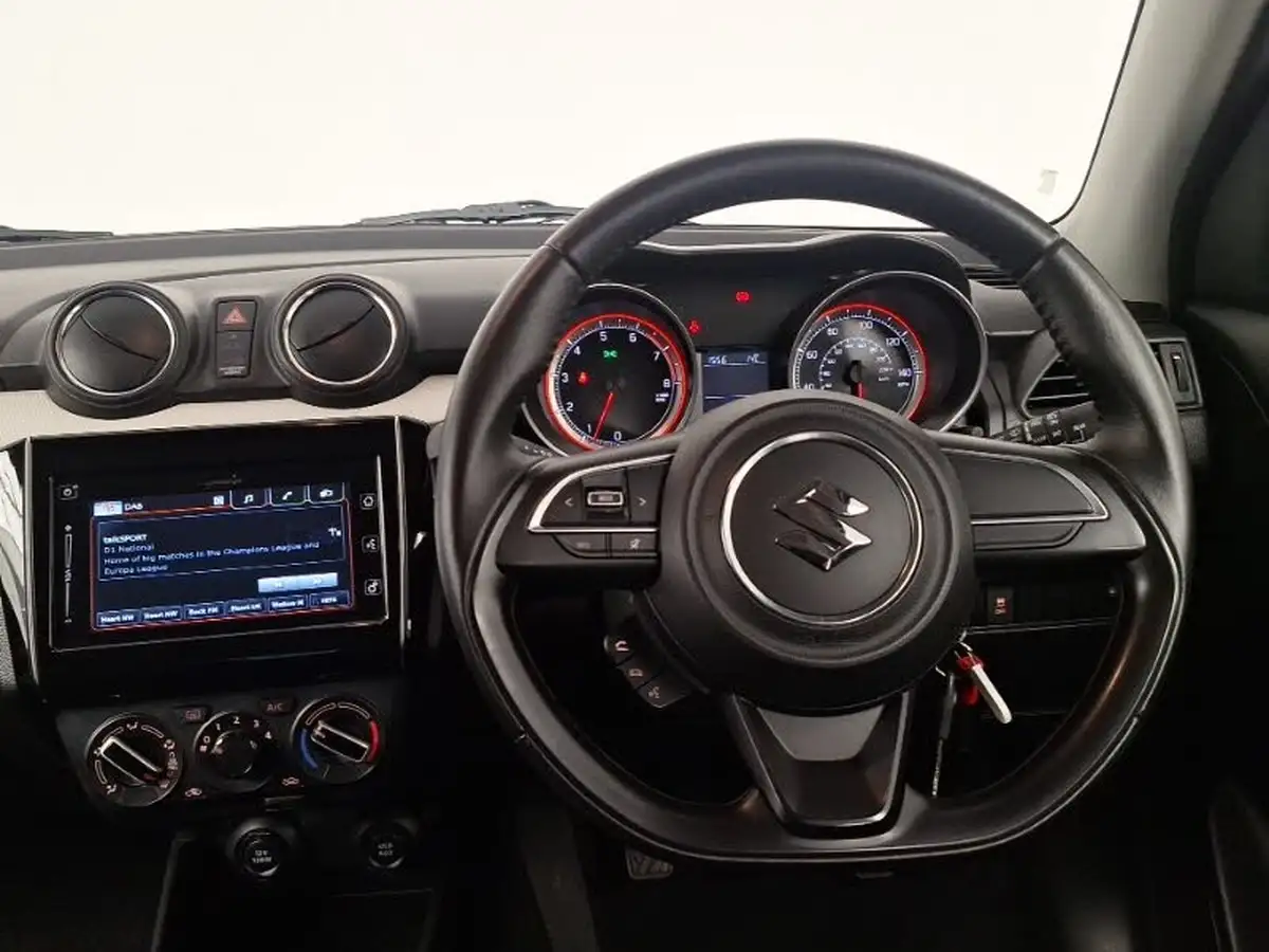 2018-suzuki-swift-10-boosterjet-sz-t-113ps-big-6