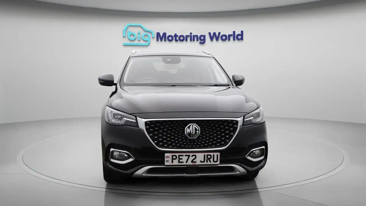 2022-mg-hs-15t-gdi-exclusive-162ps-dct-big-2