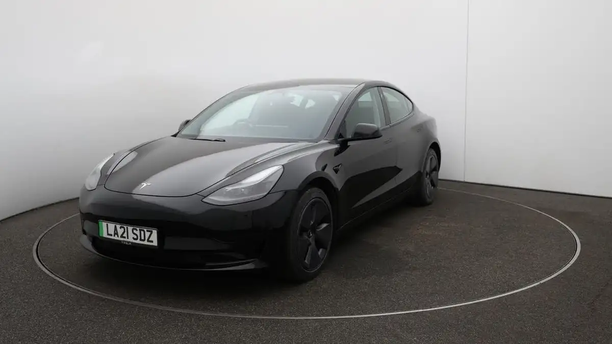 2021-tesla-model-3-e-standard-plus-big-37