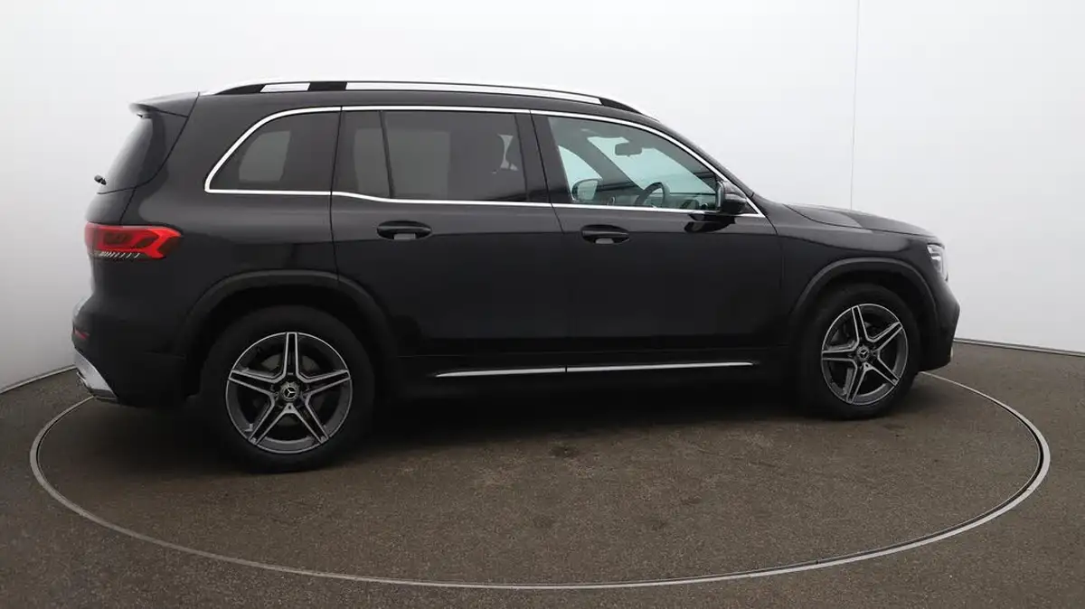 2021-mercedes-benz-glb-class-13-glb200-amg-line-8g-tronic-big-42
