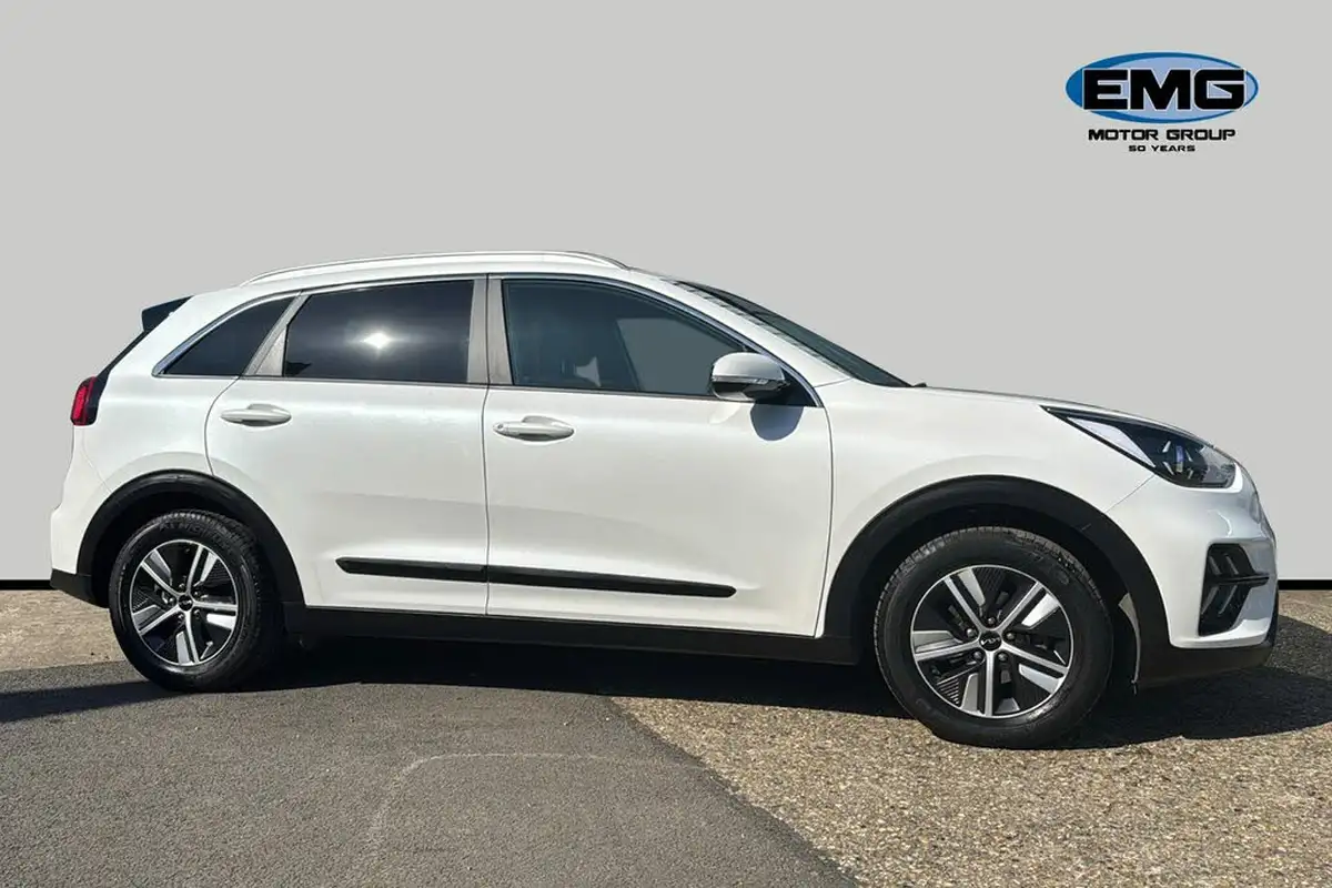2022-kia-niro-16-gdi-2-139bhp-156kwh-big-3