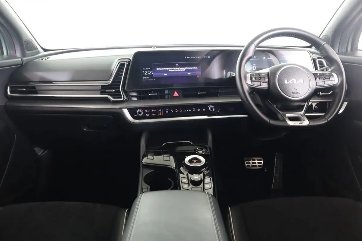 2022-kia-sportage-16-t-gdi-gt-line-226bhp-hev-1598cc-auto-big-9