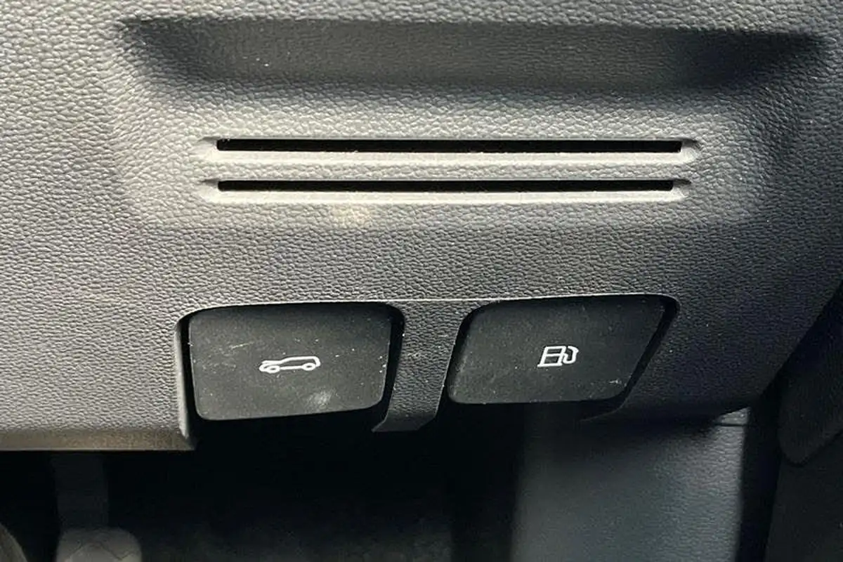 2022-mg-zs-suv-15-vti-tech-exclusive-big-36