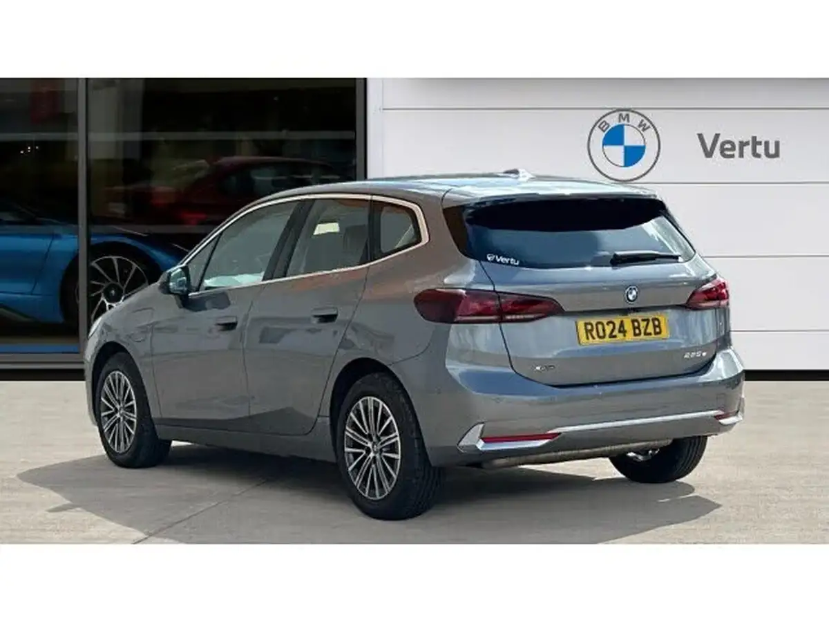2024-bmw-2-series-15-225e-xdrive-luxury-241bhp-big-1