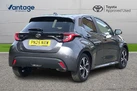 2025-toyota-yaris-15-vvt-i-design-panoramic-roofnavi-small-2