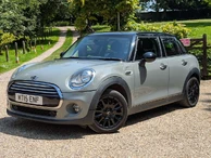 2015 MINI Cooper 1.5 Cooper 5d