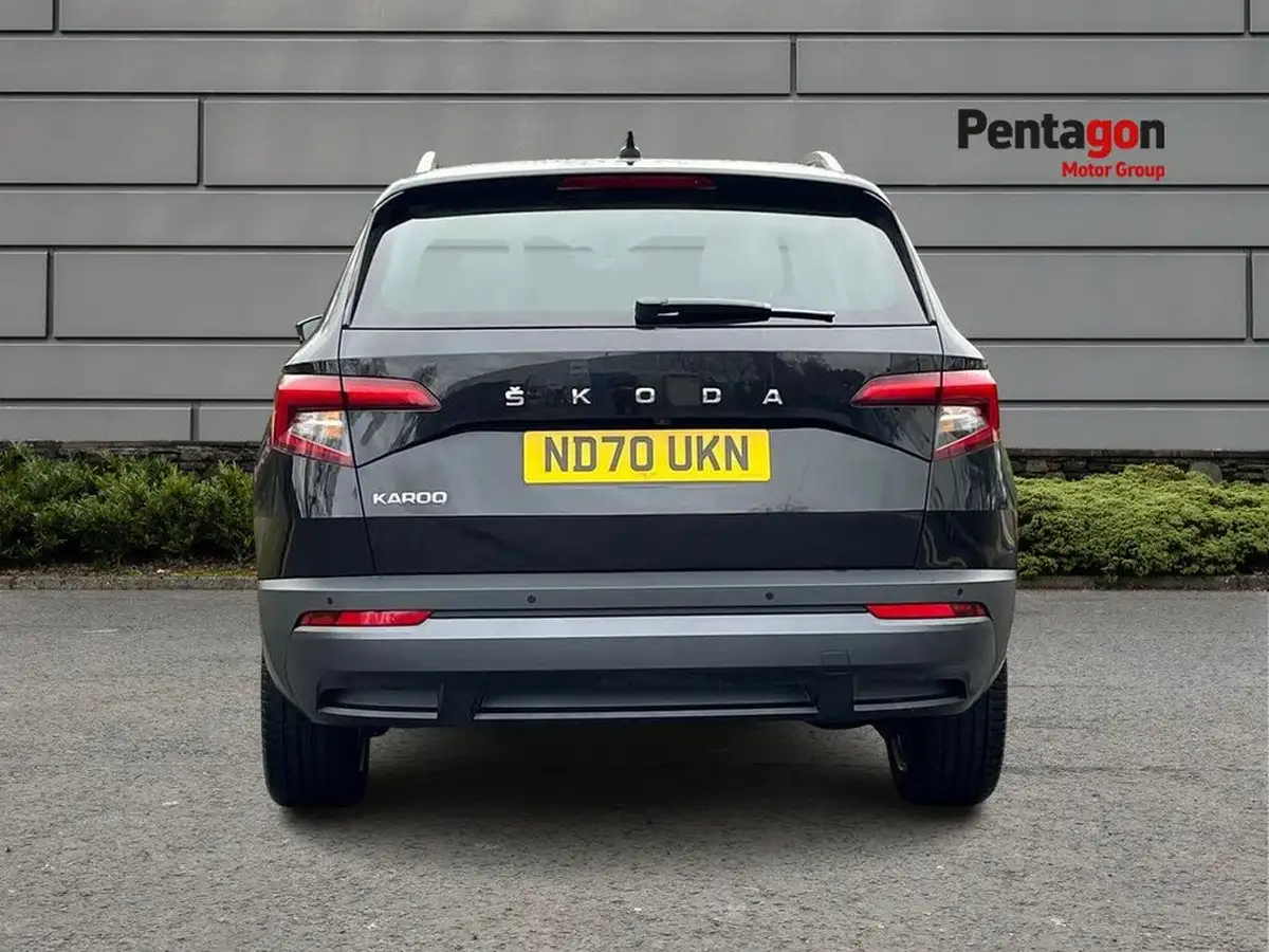 2021-skoda-karoq-15-tsi-se-l-dsg-big-13