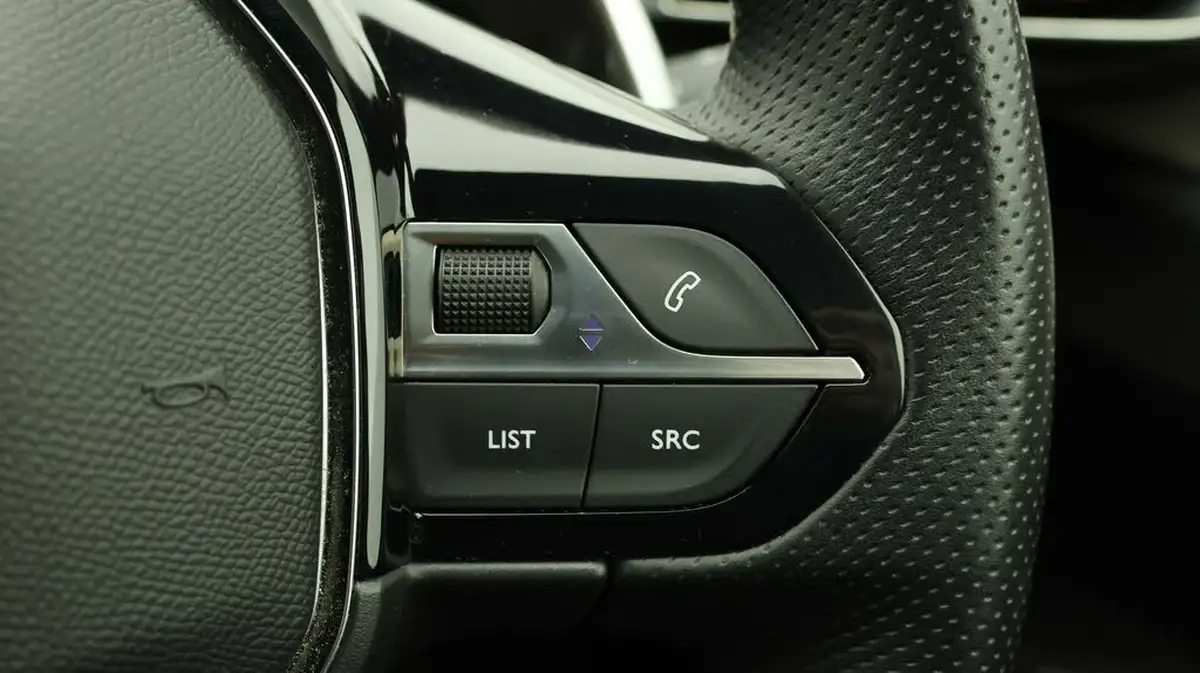 2021-peugeot-3008-suv-16-puretech-gt-premium-180bhp-ss-eat8-big-22