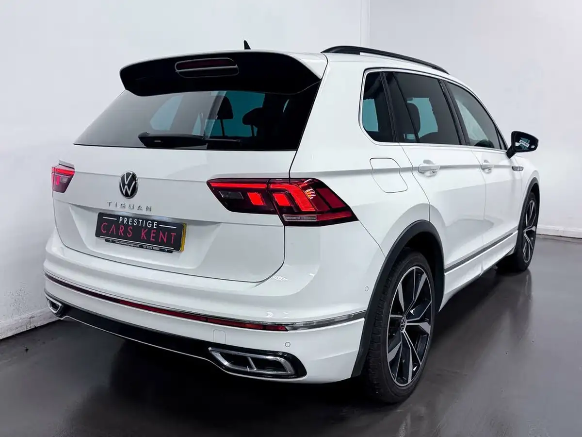 2021-volkswagen-tiguan-15-tsi-r-line-big-12