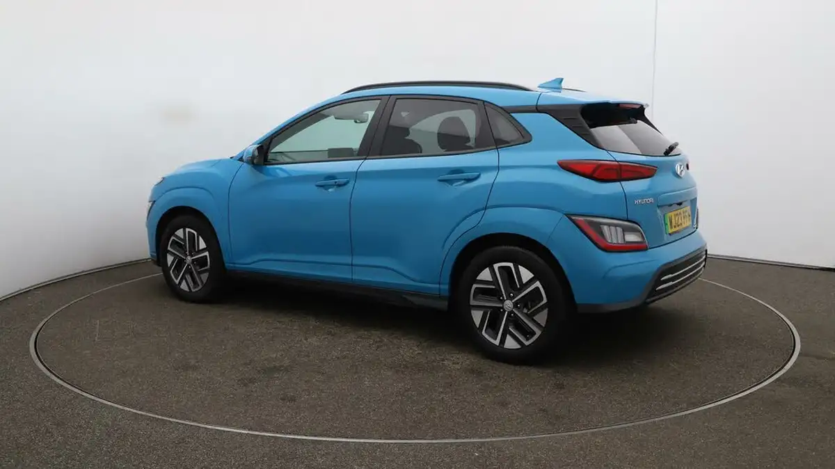 2023-hyundai-kona-e-ultimate-204ps-64kwh-105kw-obc-big-32
