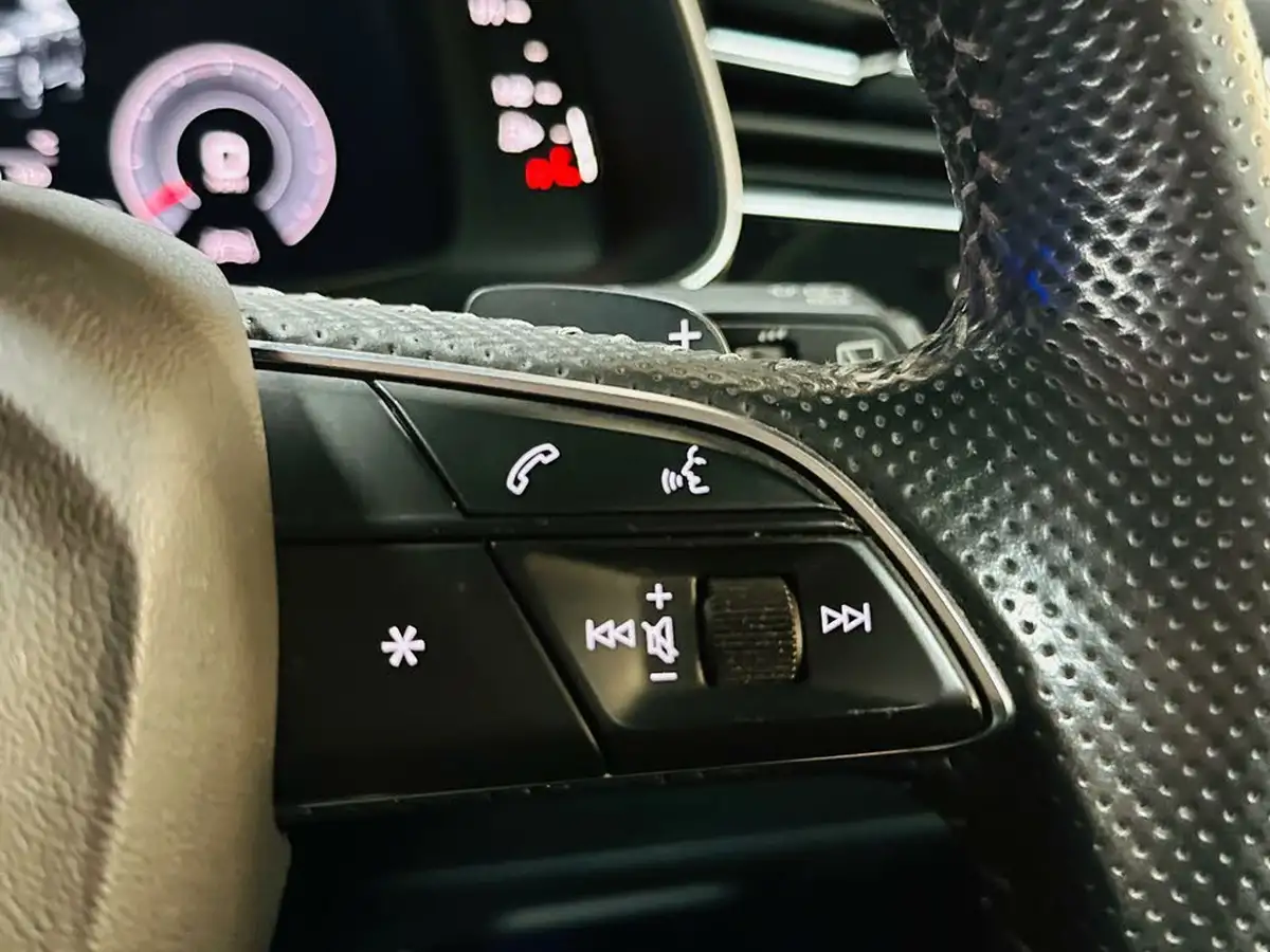 2020-audi-q7-30-45-tdi-s-line-big-39