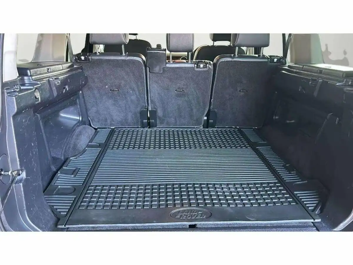 2015-land-rover-discovery-4-30-sd-v6-se-tech-big-44