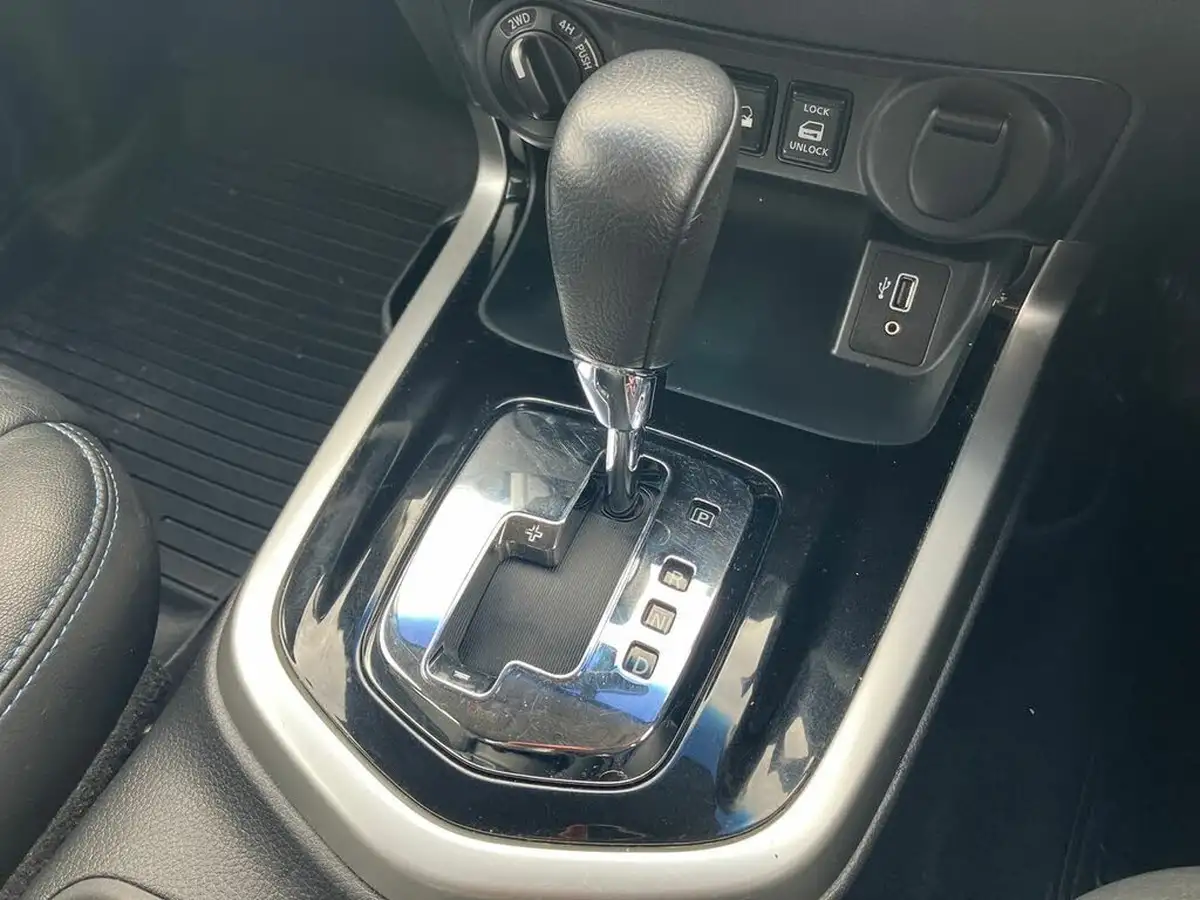 2021-nissan-navara-23dci-tt-n-guard-8-navileathersunroof-auto-big-14
