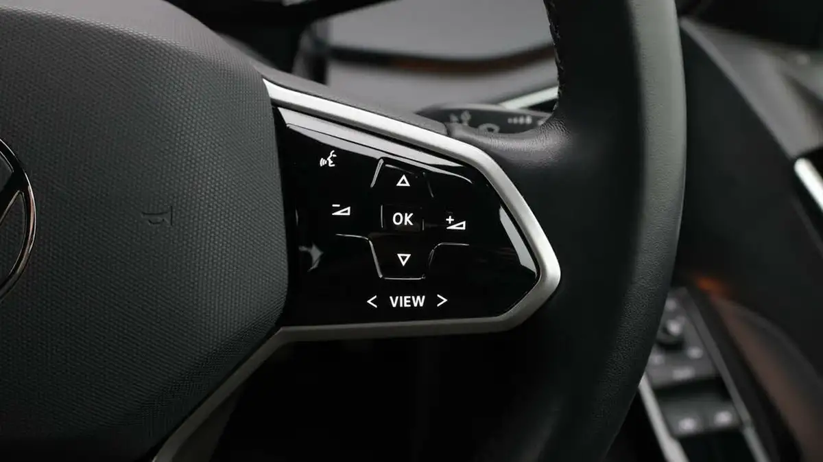 2022-volkswagen-id3-e-life-145ps-58kwh-pro-big-25