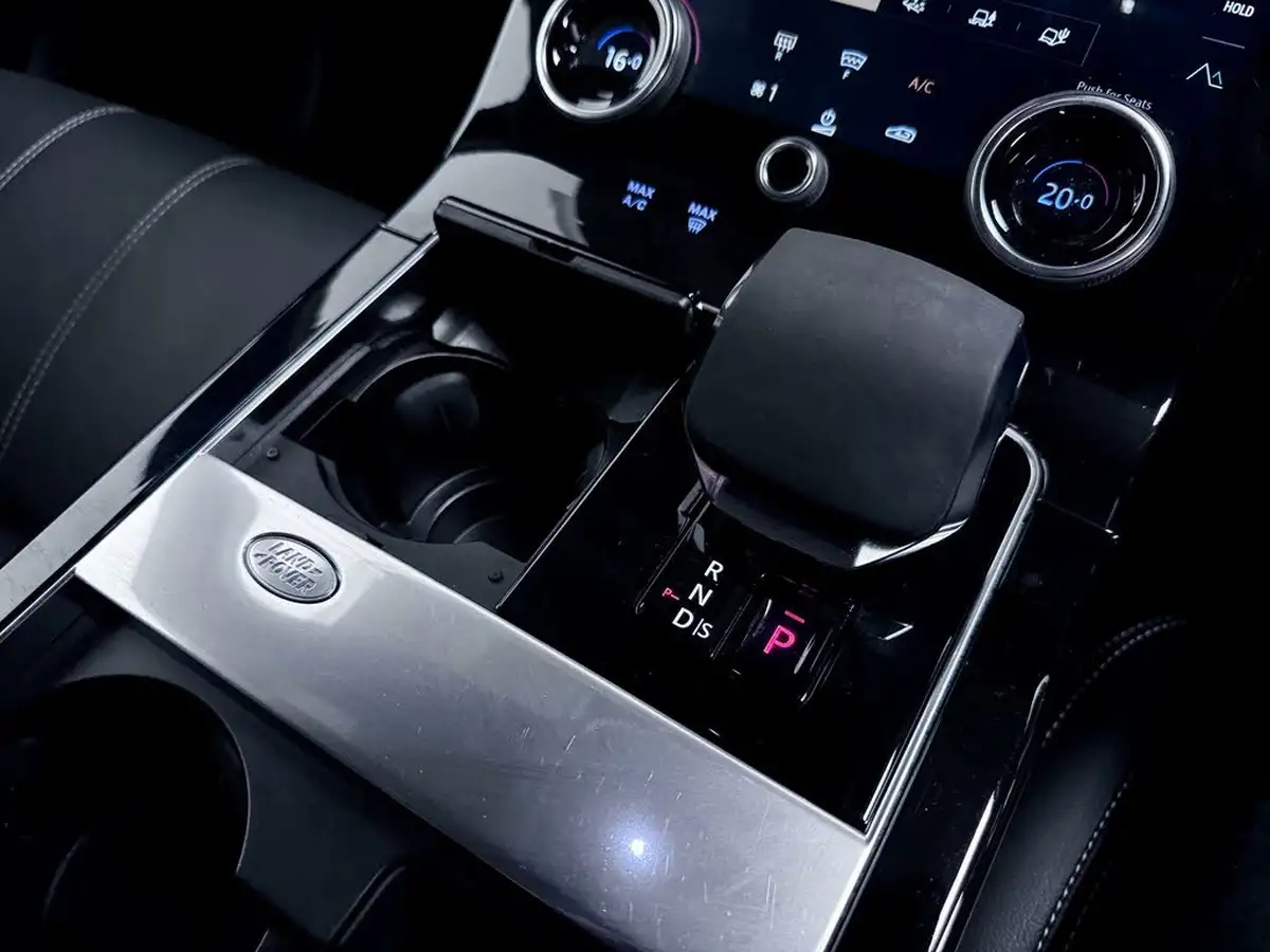 2022-land-rover-range-rover-velar-20-p250-r-dynamic-se-249ps-big-35
