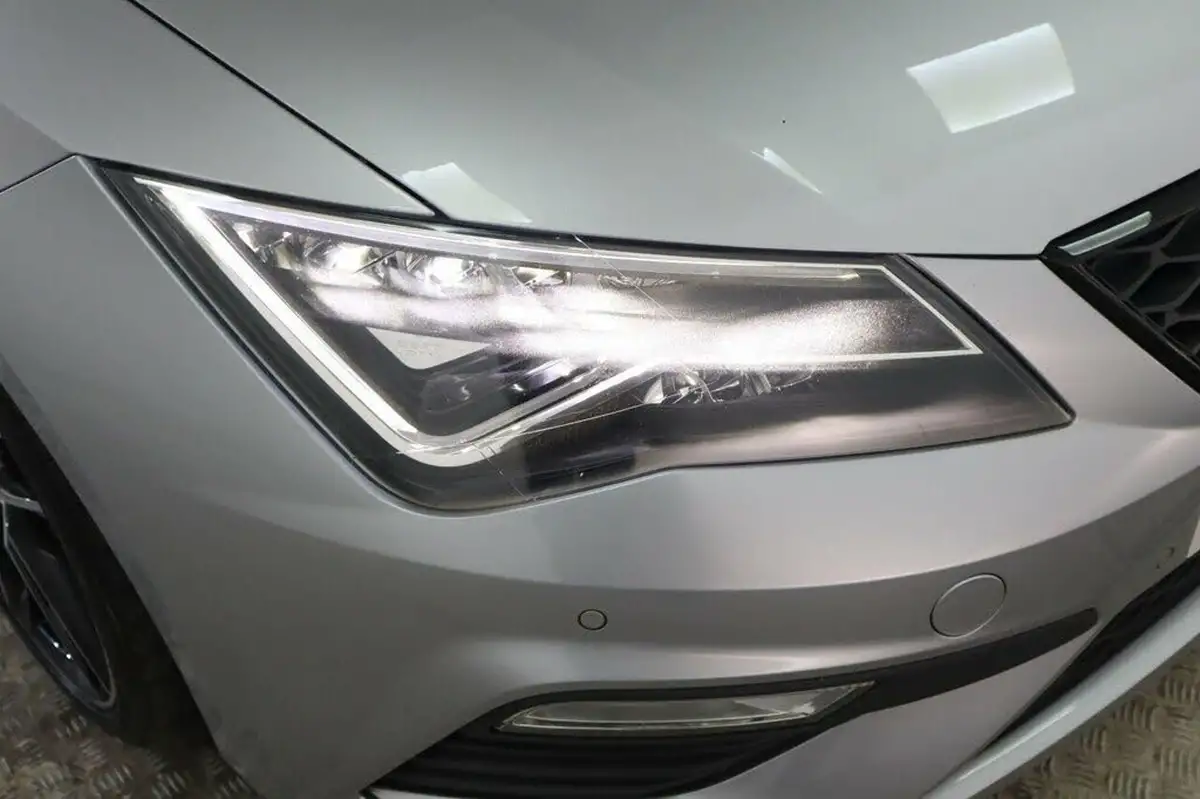 2019-seat-leon-20-tsi-cupra-290-ss-big-58