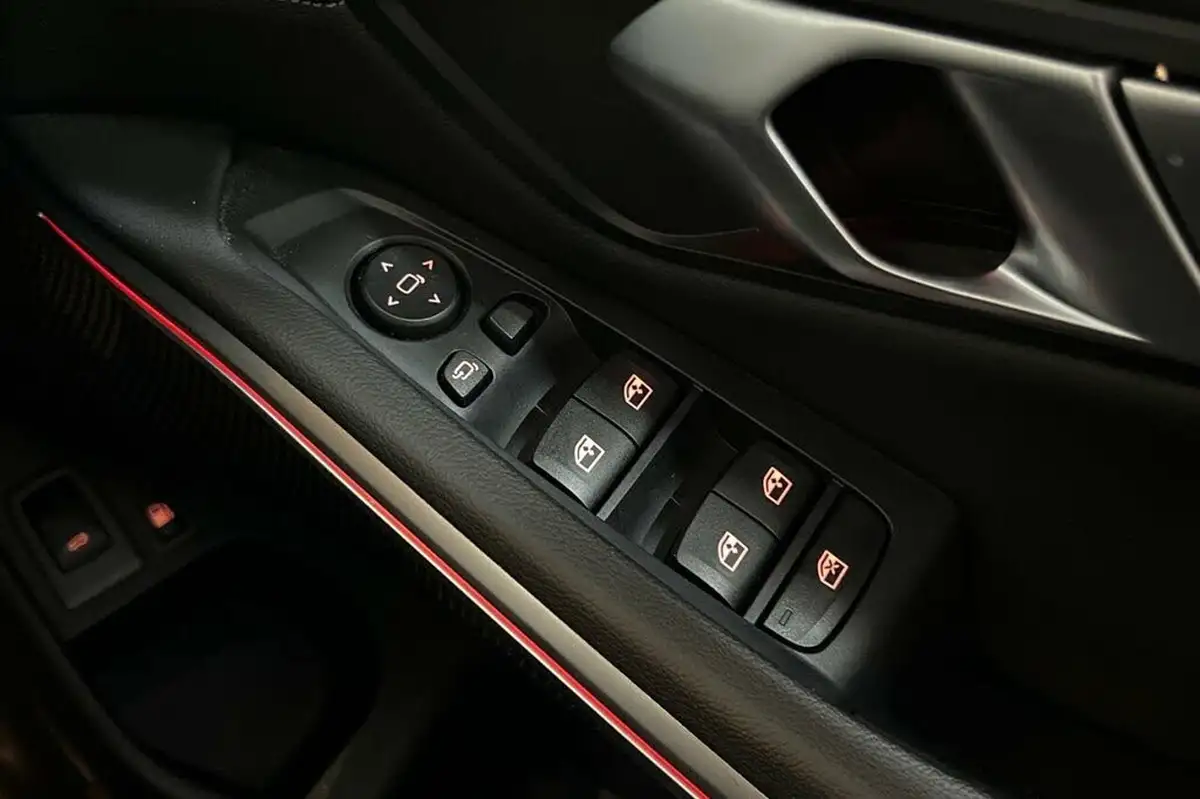 2022-bmw-3-series-20-330e-m-sport-touring-5d-big-39