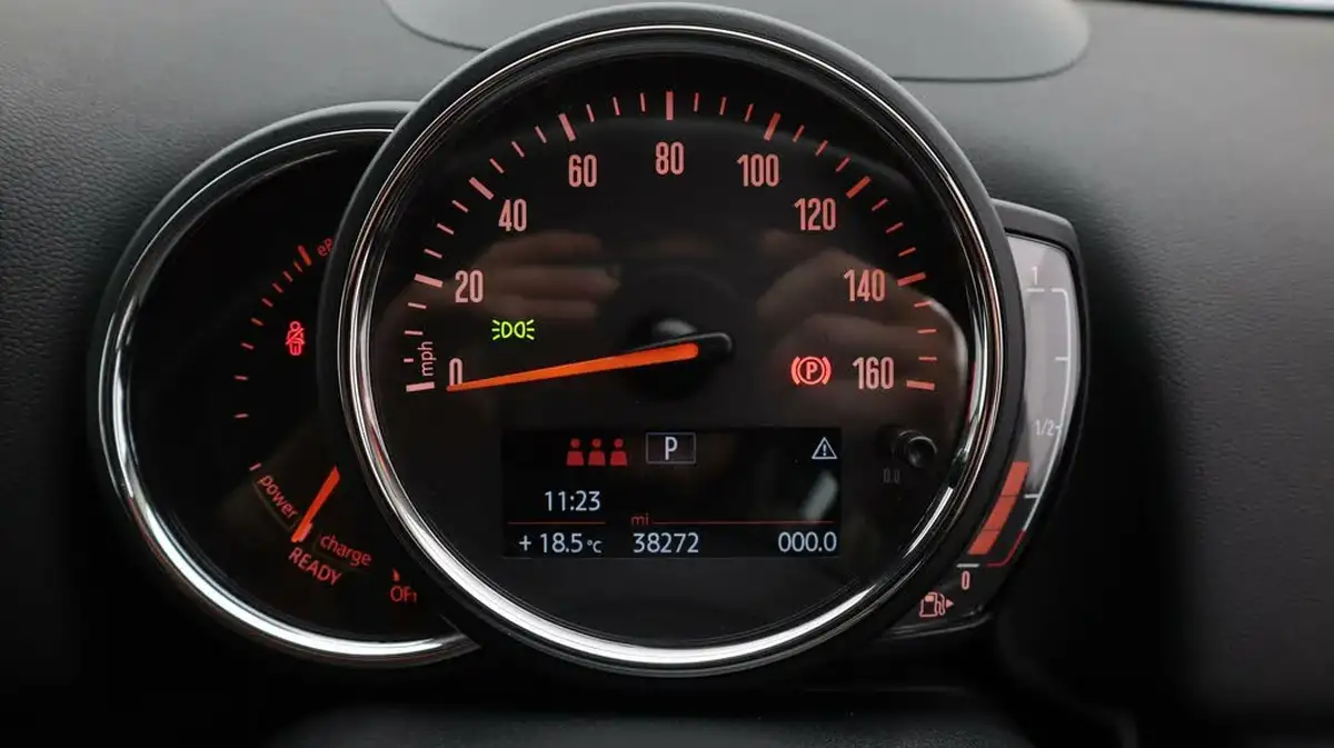 2018-mini-countryman-15-cooper-s-e-phev-ss-big-10