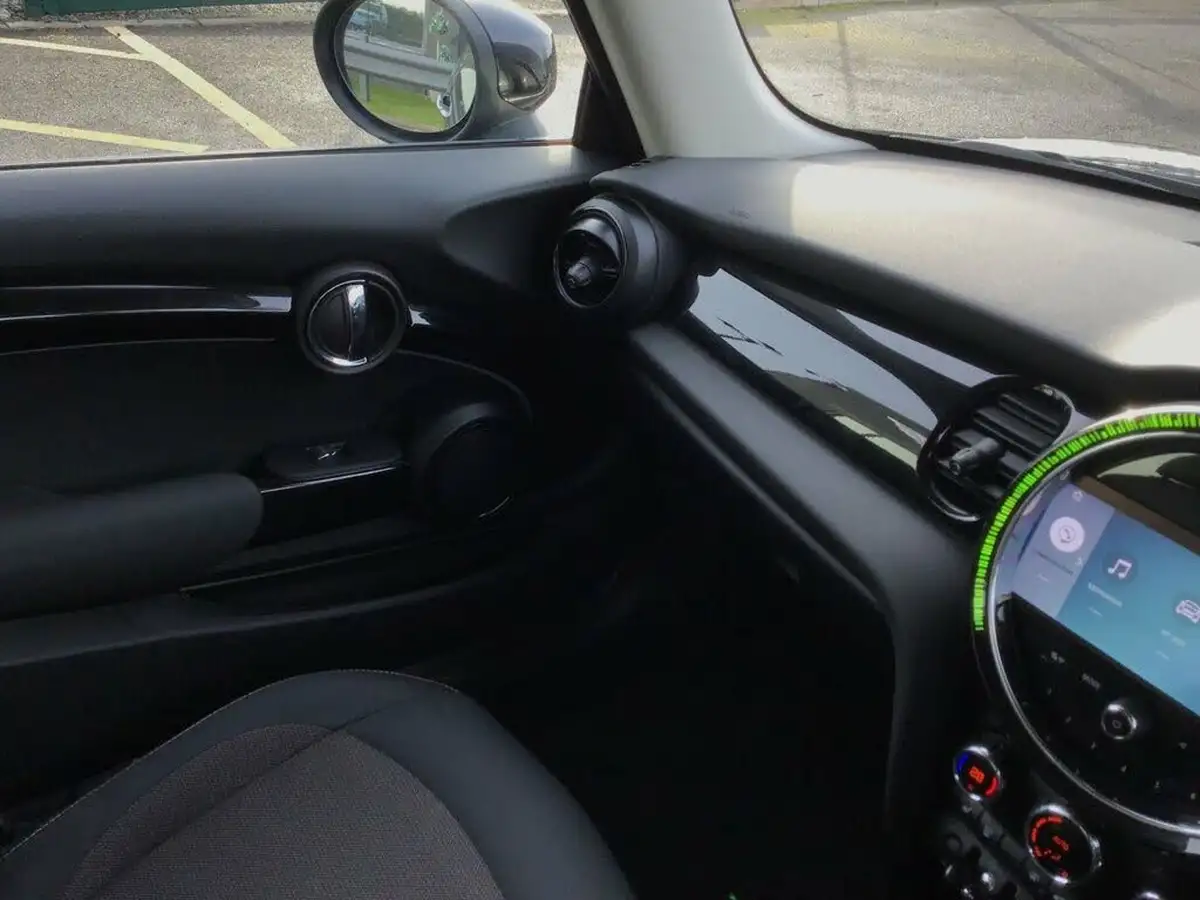 2023-mini-cooper-15-cooper-classic-premium-auto-hatchback-3d-auto-big-31