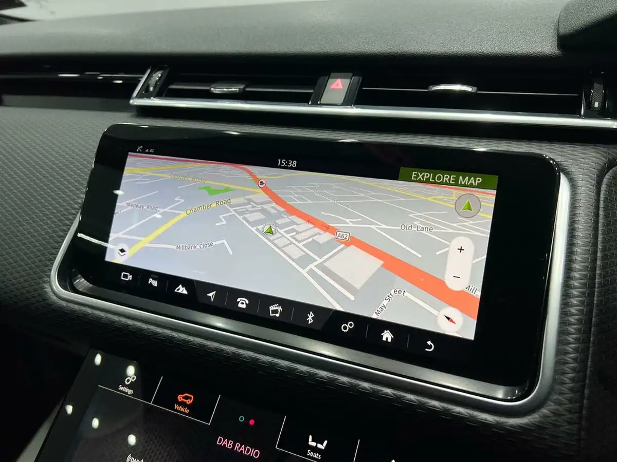 2019-land-rover-range-rover-velar-20-d180-r-dynamic-s-big-33