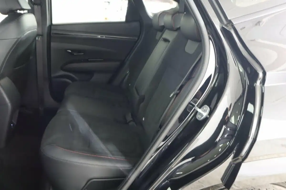2022-hyundai-tucson-16-t-gdi-n-line-150ps-48-volt-mhev-dct-big-37