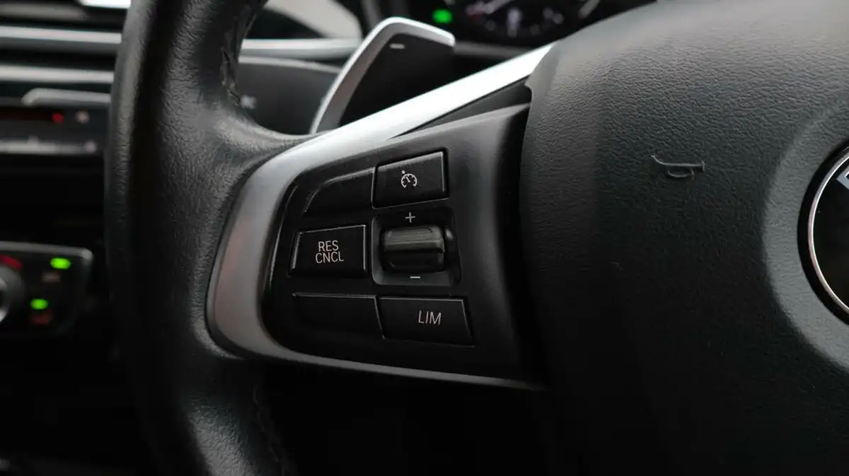 2020-bmw-x2-20-xdrive20i-se-189bhp-big-22