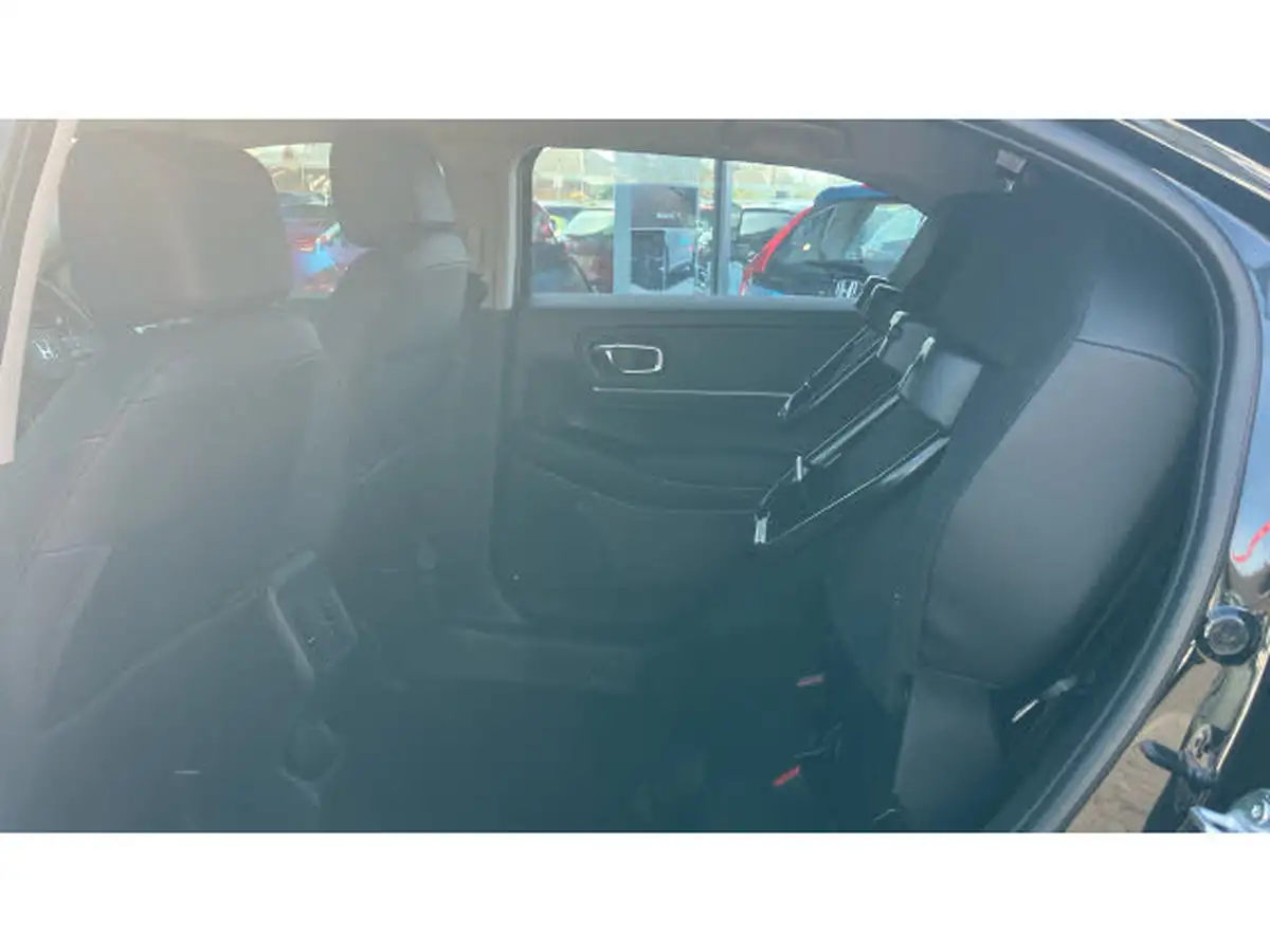 2024-honda-hr-v-15-i-mmd-advance-big-31