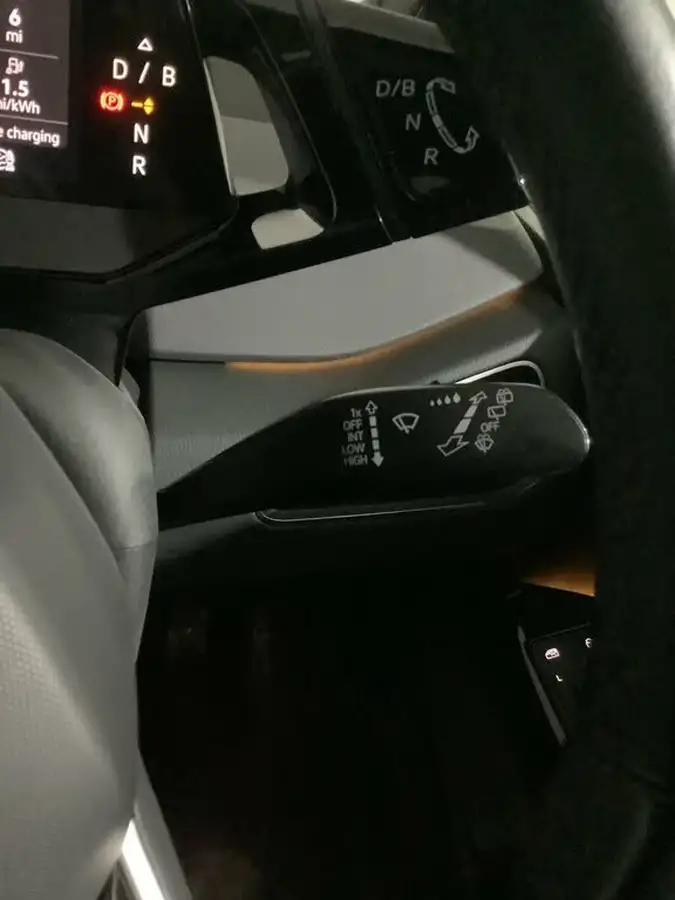 2021-volkswagen-id3-e-life-204ps-58kwh-pro-performance-big-22