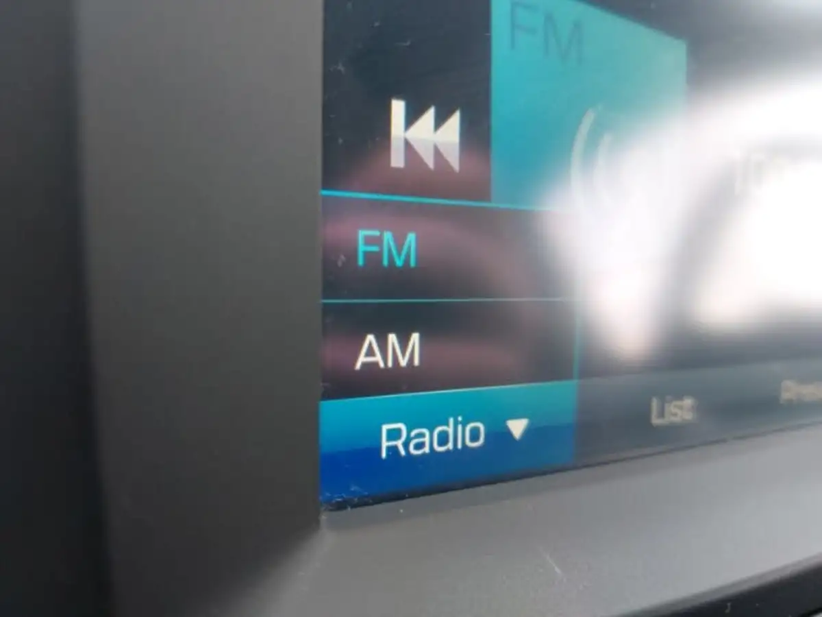 2019-hyundai-i800-25crdi-se-nav-136ps-big-10