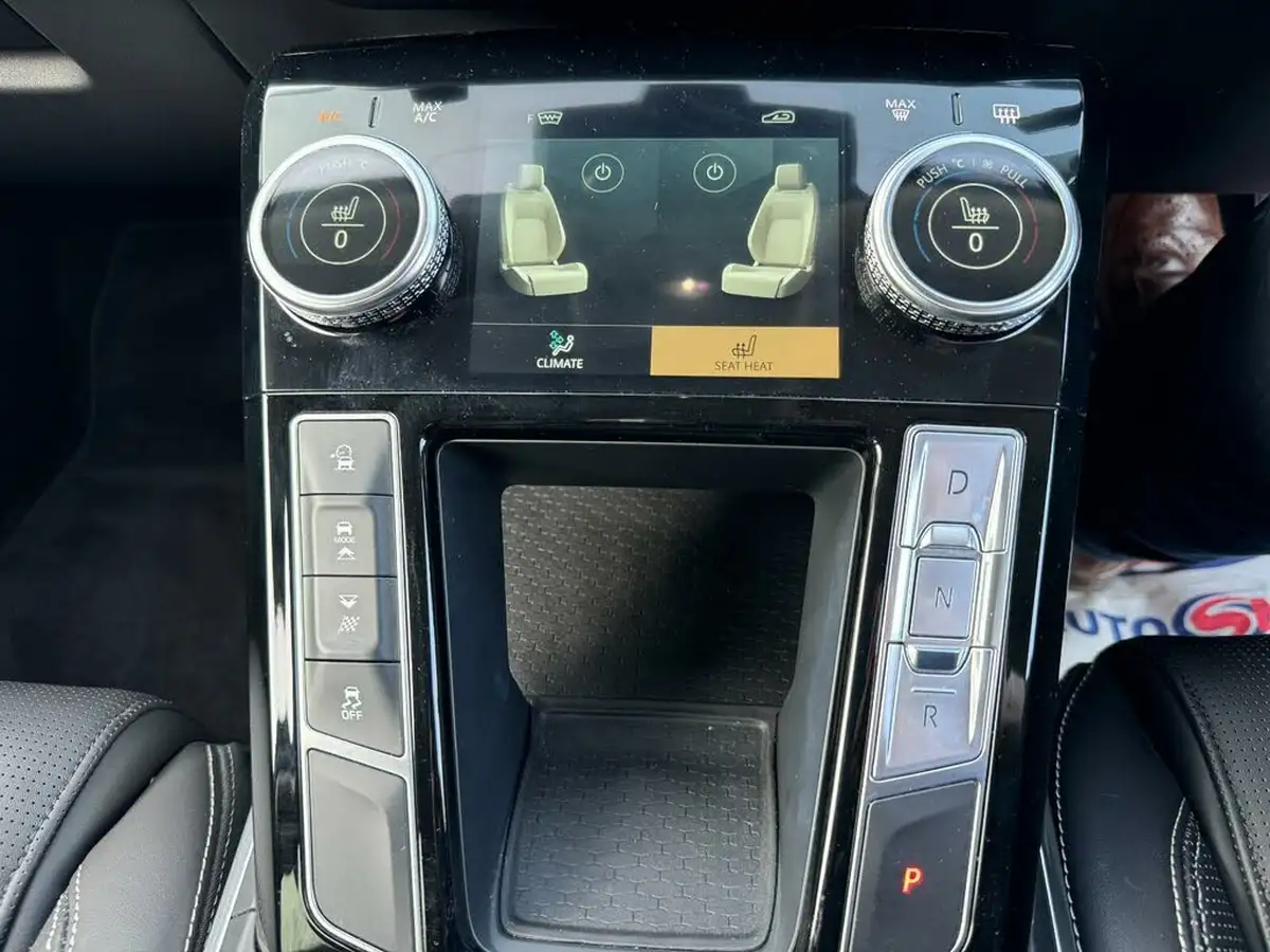 2021-jaguar-i-pace-ev400-hse-big-14