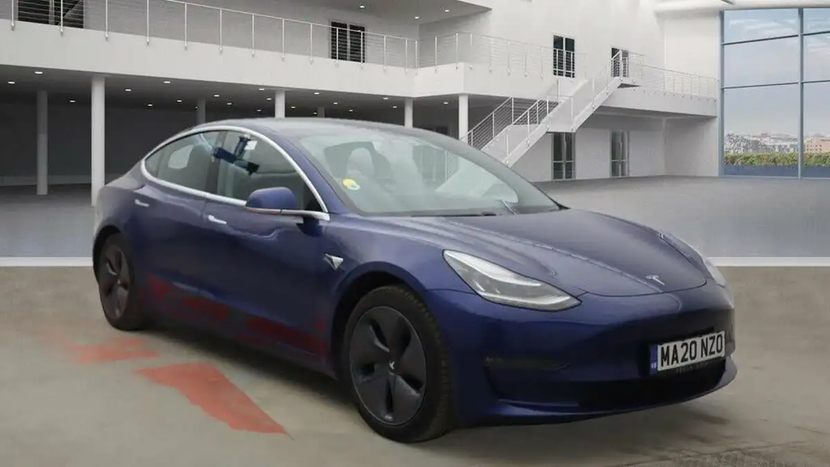 2020-tesla-model-3-e-long-range-big-4