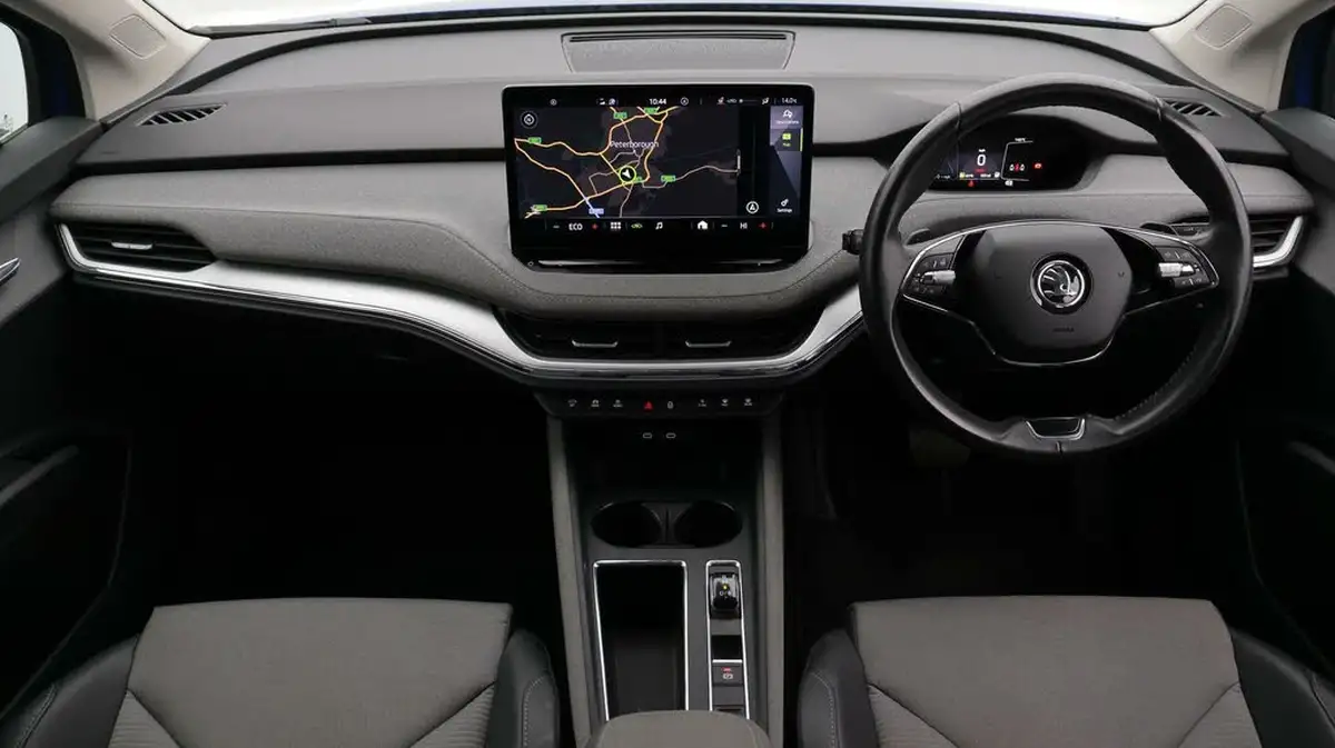 2021-skoda-enyaq-e-80-loft-82-kwh-big-13