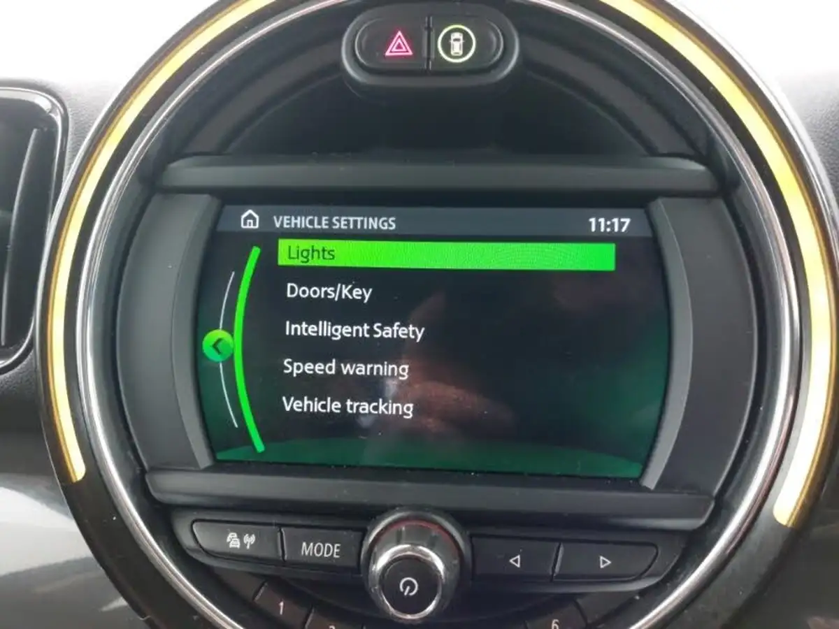 2019-mini-countryman-15-cooper-classic-auto-big-13
